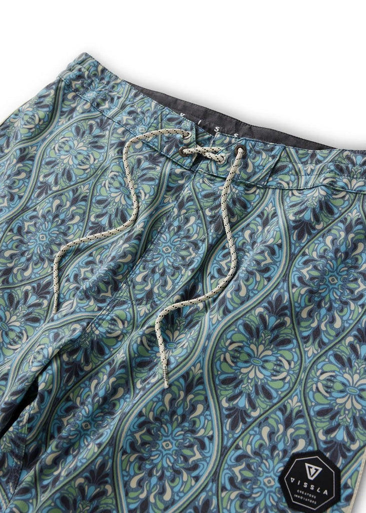 Vissla Mens Boardshorts Desert Dreams 18.5